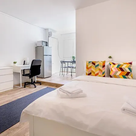 Holiday home Deda W. Smart Tv - Ac - Washing Machine Bucharest
